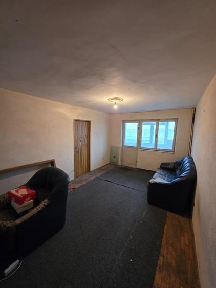 Apartament cu 2 camere decomandat în Zahana