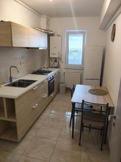 Apartament cu 2 camere decomandat în Păcii
