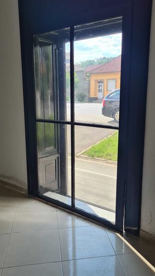 Spațiu comercial, de 91 mp, în Central
