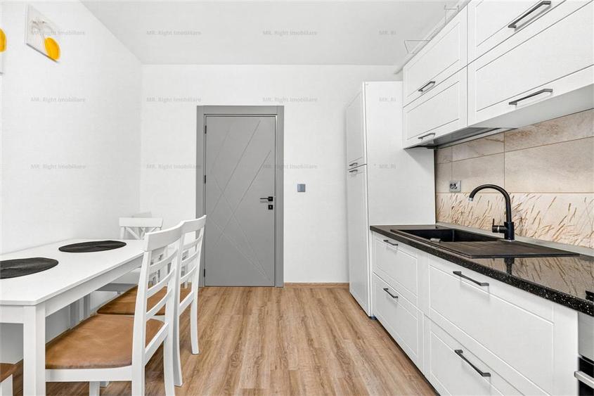Apartament cu 2 camere decomandat în Tractorul
