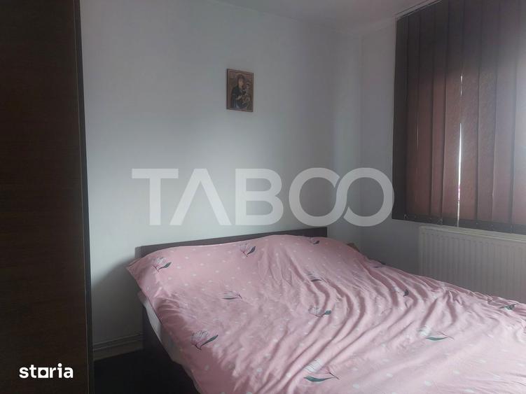 Apartament 65 mp 3 camere decomandate balcon Pet Friendly Valea Aurie - 2