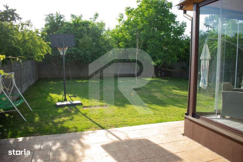 Casă cu 6 camere cu Teren 700 Mp în Crevedia