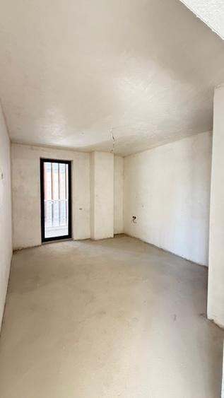 Apartament cu 3 camere nedecomandat în Central