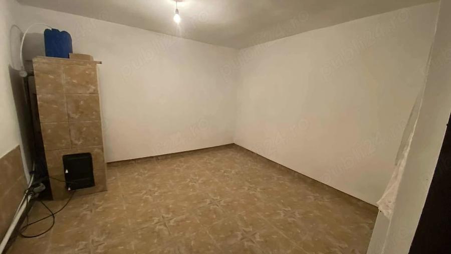 Casă cu Teren 300 Mp în Central