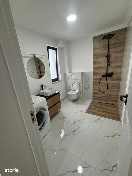 Casă cu 4 camere cu Teren 400 Mp în Centura