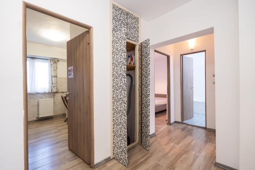 Apartament cu 3 camere decomandat, mobilat în Virtuții