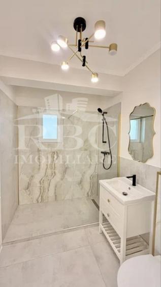 Apartament cu 3 camere semidecomandat în Florești