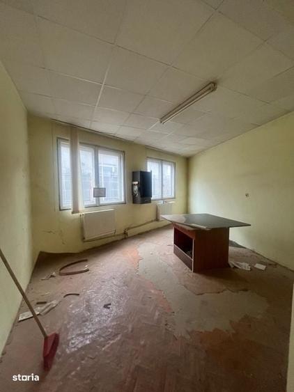 Spațiu comercial, de 464 mp, în Central