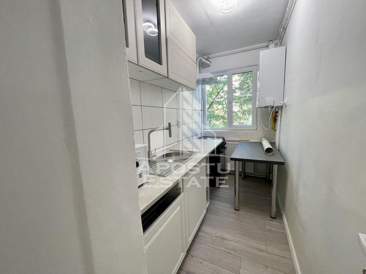 Apartament cu 3 camere nedecomandat, mobilat în Șagului