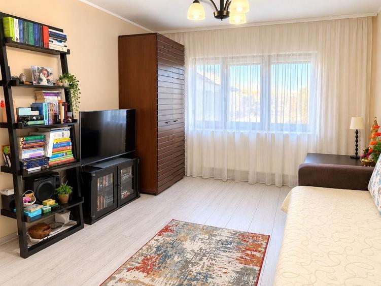 De vanzare apartament cu 2 camere, Siderurgistilor Vest, et. 4, 68.000 euro - 11