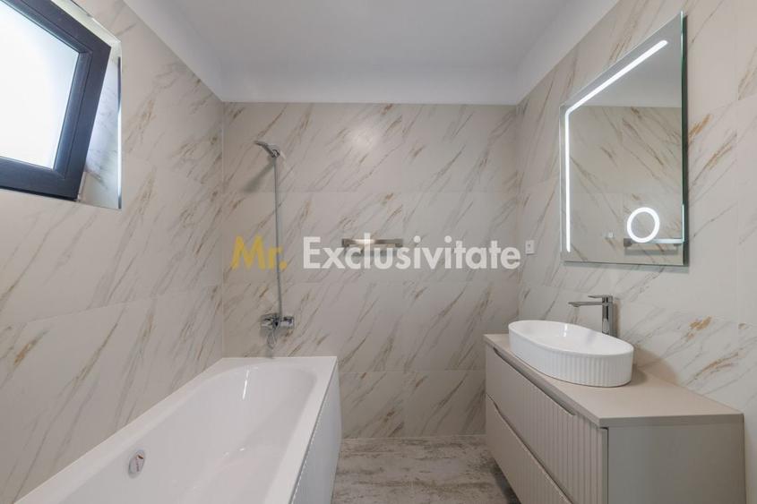 Casă individuală cu 4 camere cu Canalizare în Argeșelu
