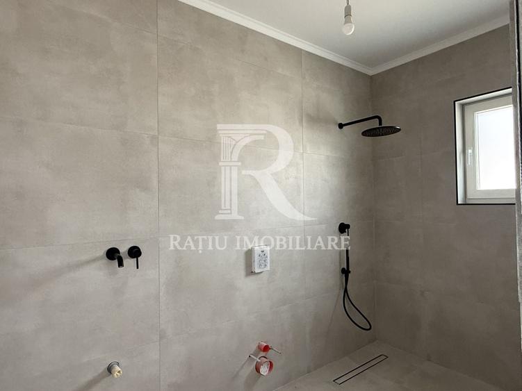 Casă individuală cu 3 camere cu Canalizare în Sud
