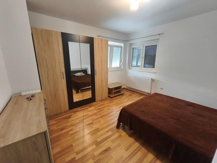 Chișoda casa 7 camere 1200 euro - 25