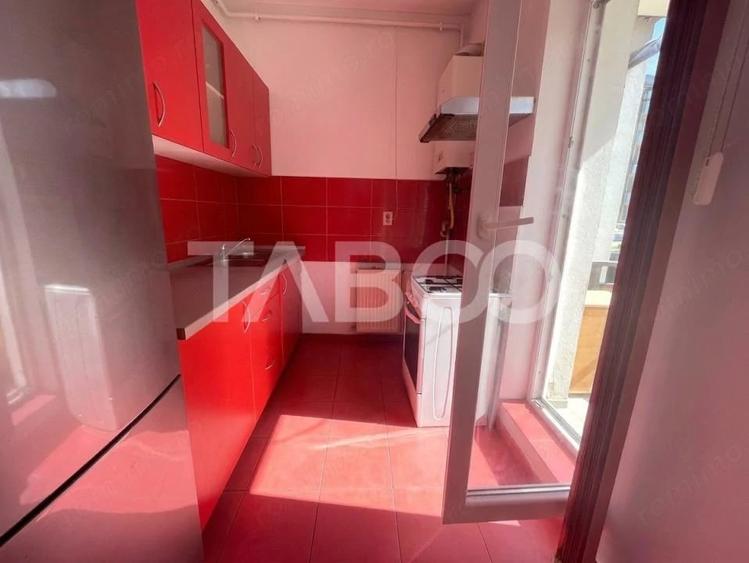 Garsonieră decomandată în Central