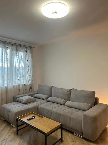 Apartament cu 2 camere decomandat în Florești