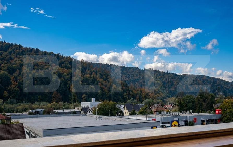 Apartament cu 4 camere decomandat, mobilat în Gura Humorului