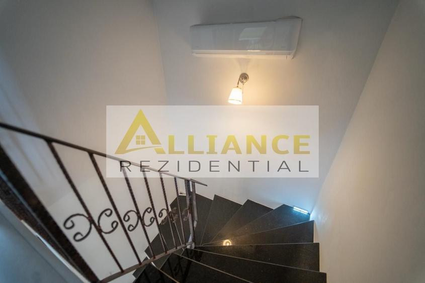 Casă individuală cu 4 camere cu Canalizare în Berceni