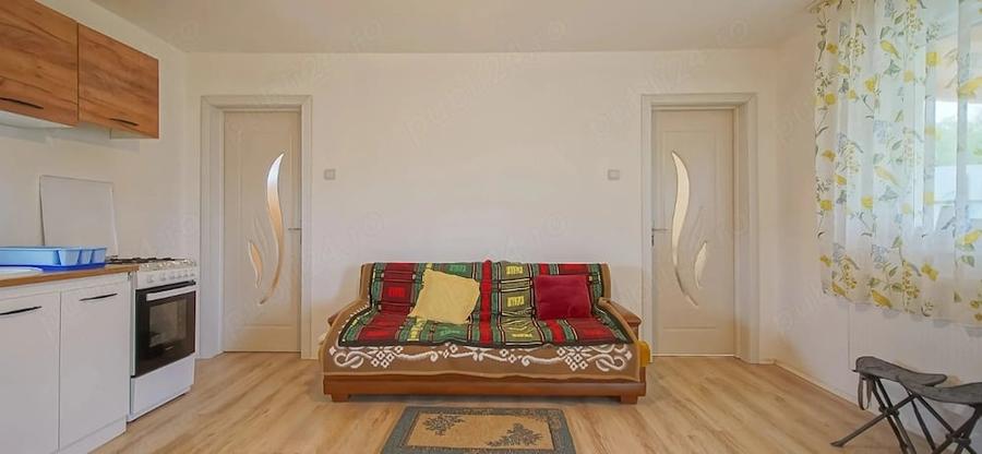Casă cu 2 camere cu Teren 416 Mp în Exterior Vest