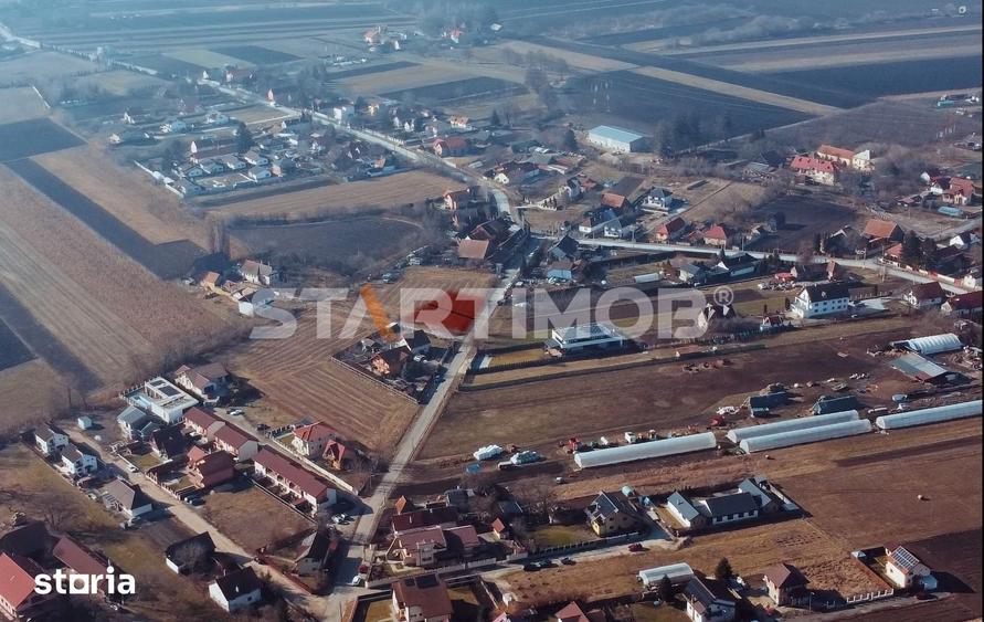 Teren de 500 mp, în Stupini