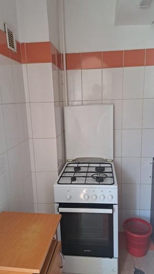 Garsonieră decomandată în Nicolina