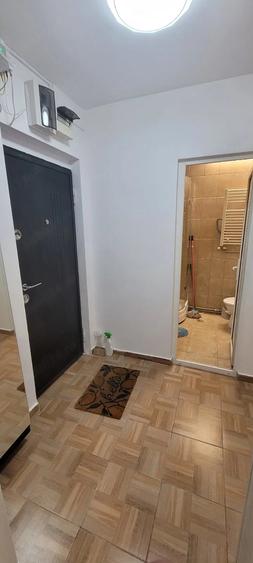 Garsonieră decomandată în Bucur Obor