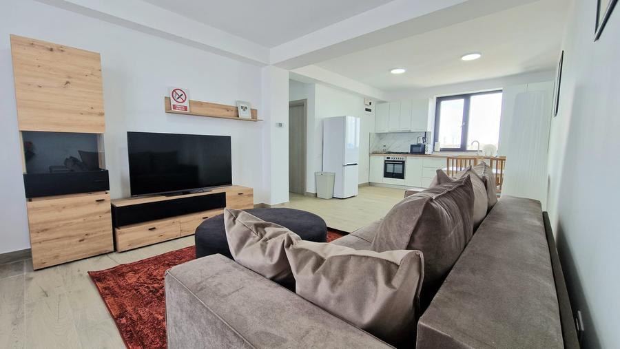Apartament cu 2 camere decomandat, mobilat în 1 Decembrie