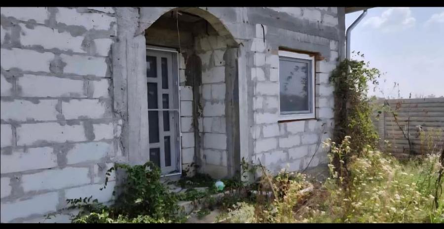Casă individuală cu 5 camere cu Garaj în Mânăstioara