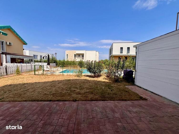 Casă cu 4 camere în Glina