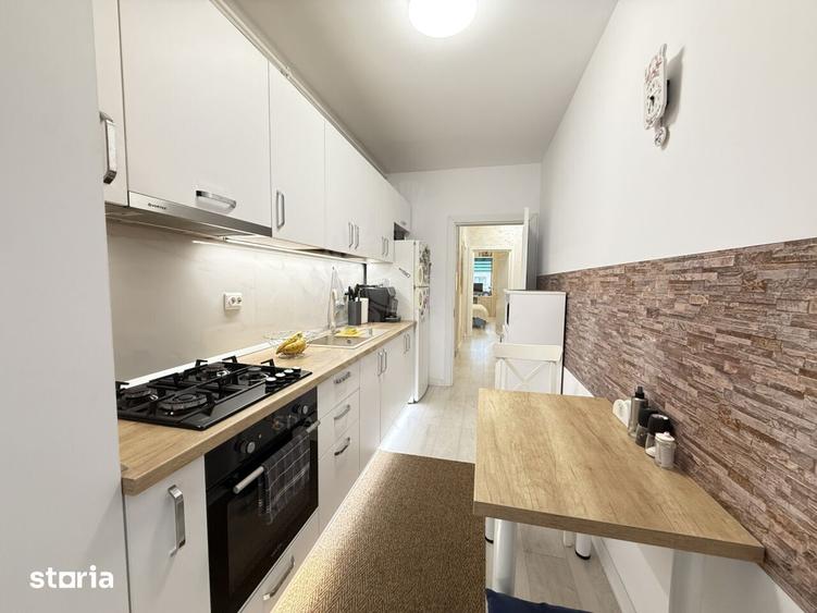 Apartament cu 3 camere decomandat, mobilat în Vest
