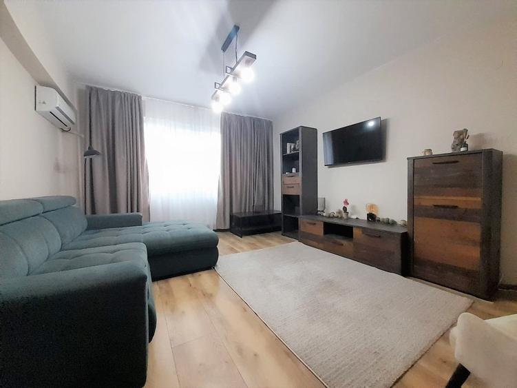 Apartament cu 2 camere decomandat, mobilat în Calea Victoriei