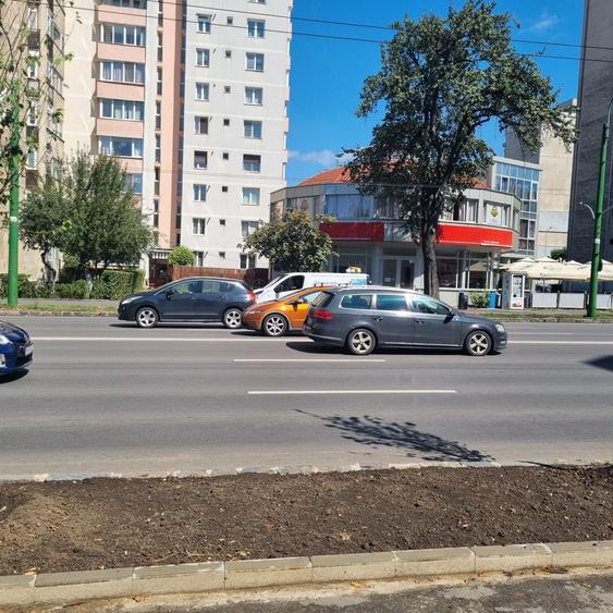 Apartament cu 2 camere semidecomandat în Vlahuță
