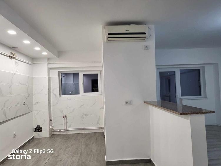 Apartament cu 3 camere decomandat în Gară