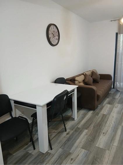Apartament cu 2 camere semidecomandat în Agigea
