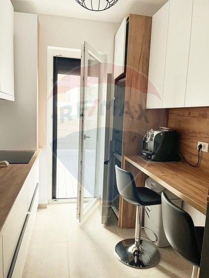 Apartament cu 3 camere decomandat, mobilat în UTA