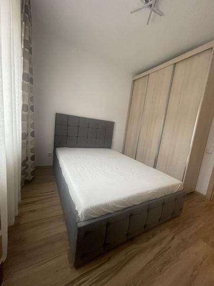 Apartament cu 2 camere decomandat în Exterior Vest