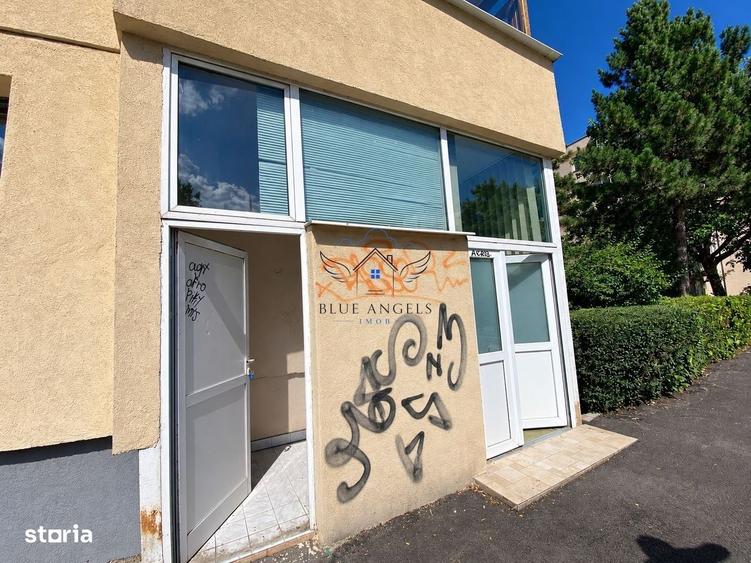 Apartament cu 4 camere semidecomandat în Calea București