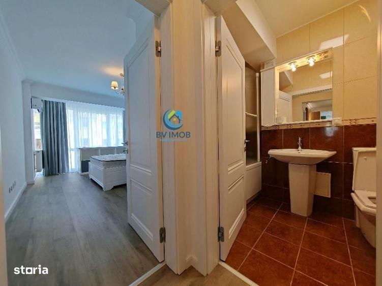 Apartament cu 3 camere decomandat în Răcădău