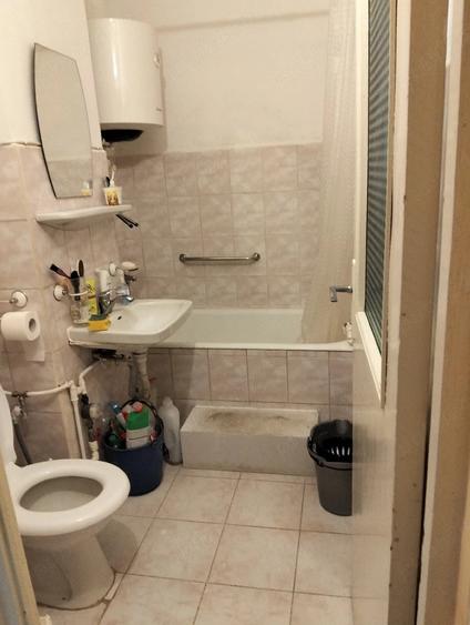 Garsonieră decomandată în Central