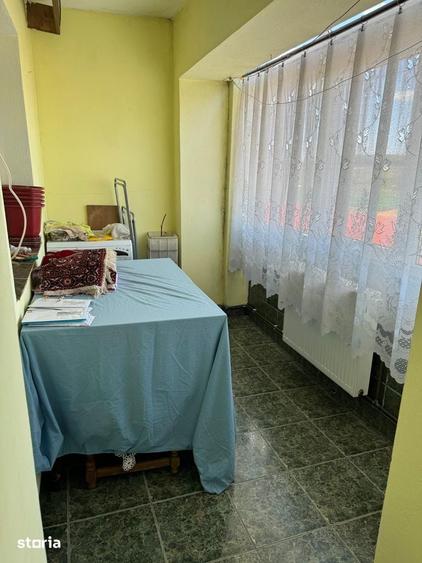 Apartament cu 3 camere în Mărăcineni