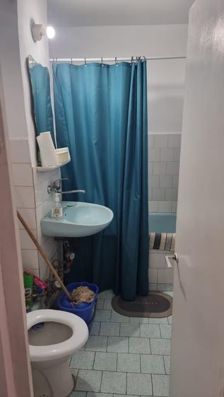Apartament cu 2 camere decomandat în Libertății