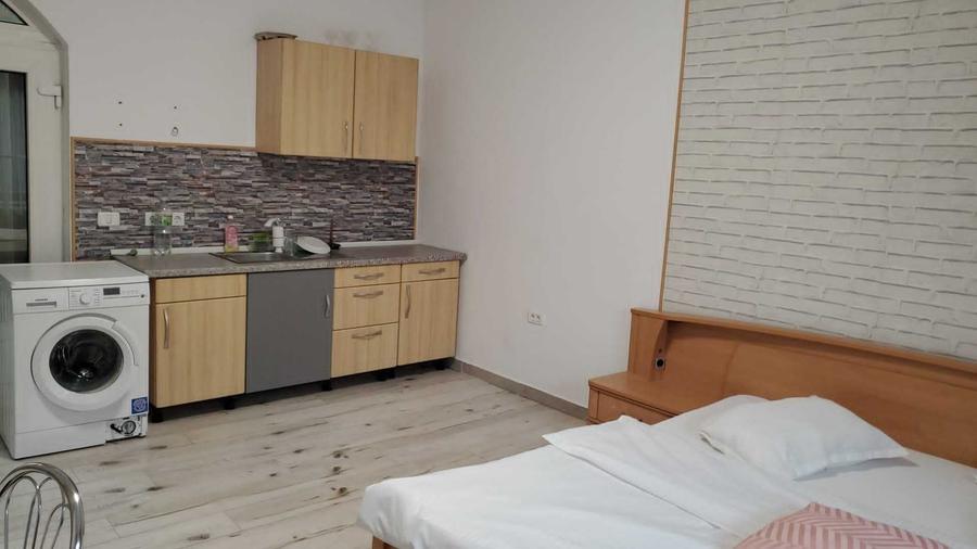 Garsonieră decomandată în Astra
