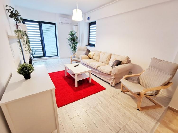 Apartament cu 2 camere semidecomandat, mobilat în Lacul Morii