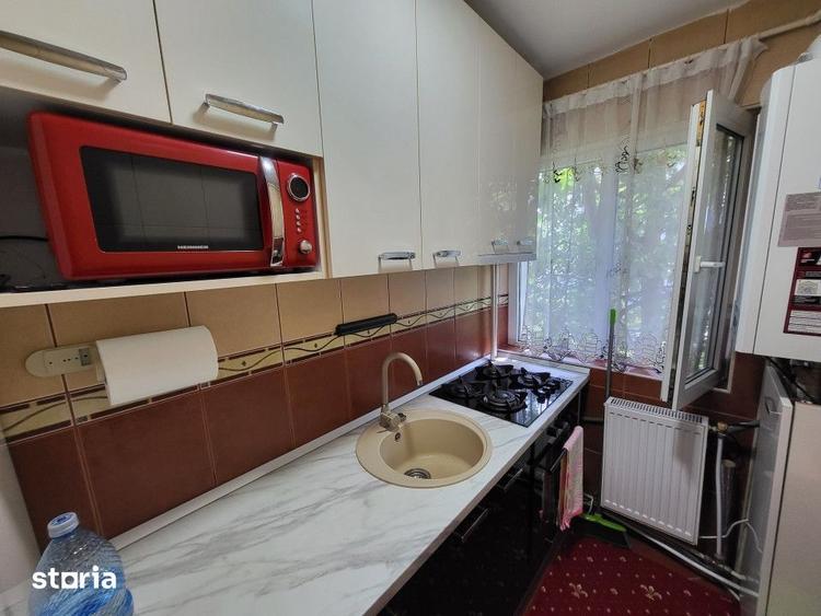 Apartament cu 3 camere în Mioriței