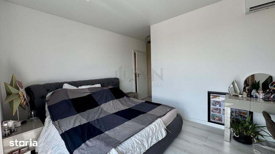 Apartament cu 4 camere în Pieptănari