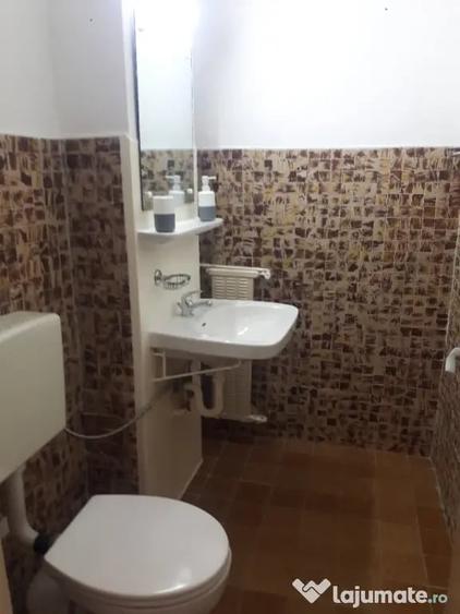 Apartament cu 3 camere în Unirii