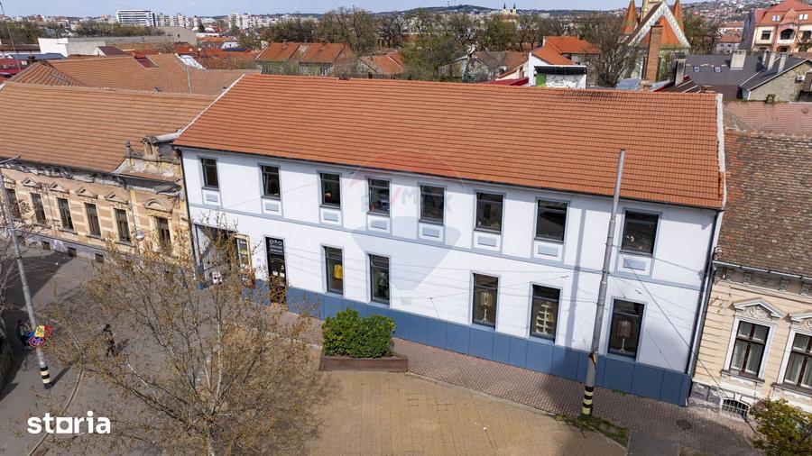 Spațiu comercial, de 2,240 mp, în Orașul Nou