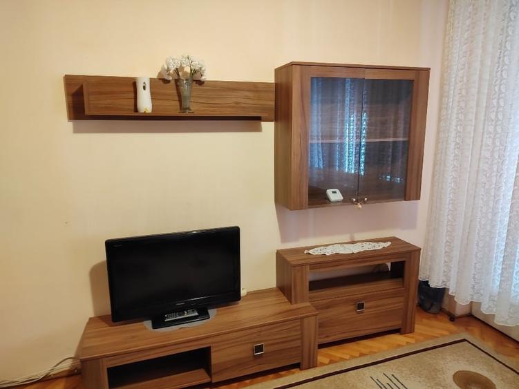 Apartament cu 2 camere decomandat în Complex Studențesc