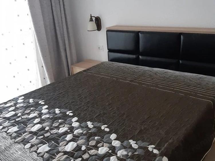 Apartament cu 4 camere decomandat în Soarelui