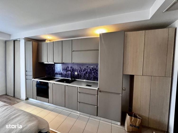 Apartament cu 3 camere în Ștefăneștii de Jos