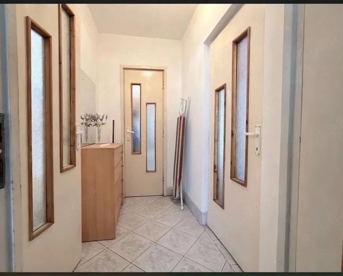 Apartament cu 2 camere decomandat în Dâmbovița